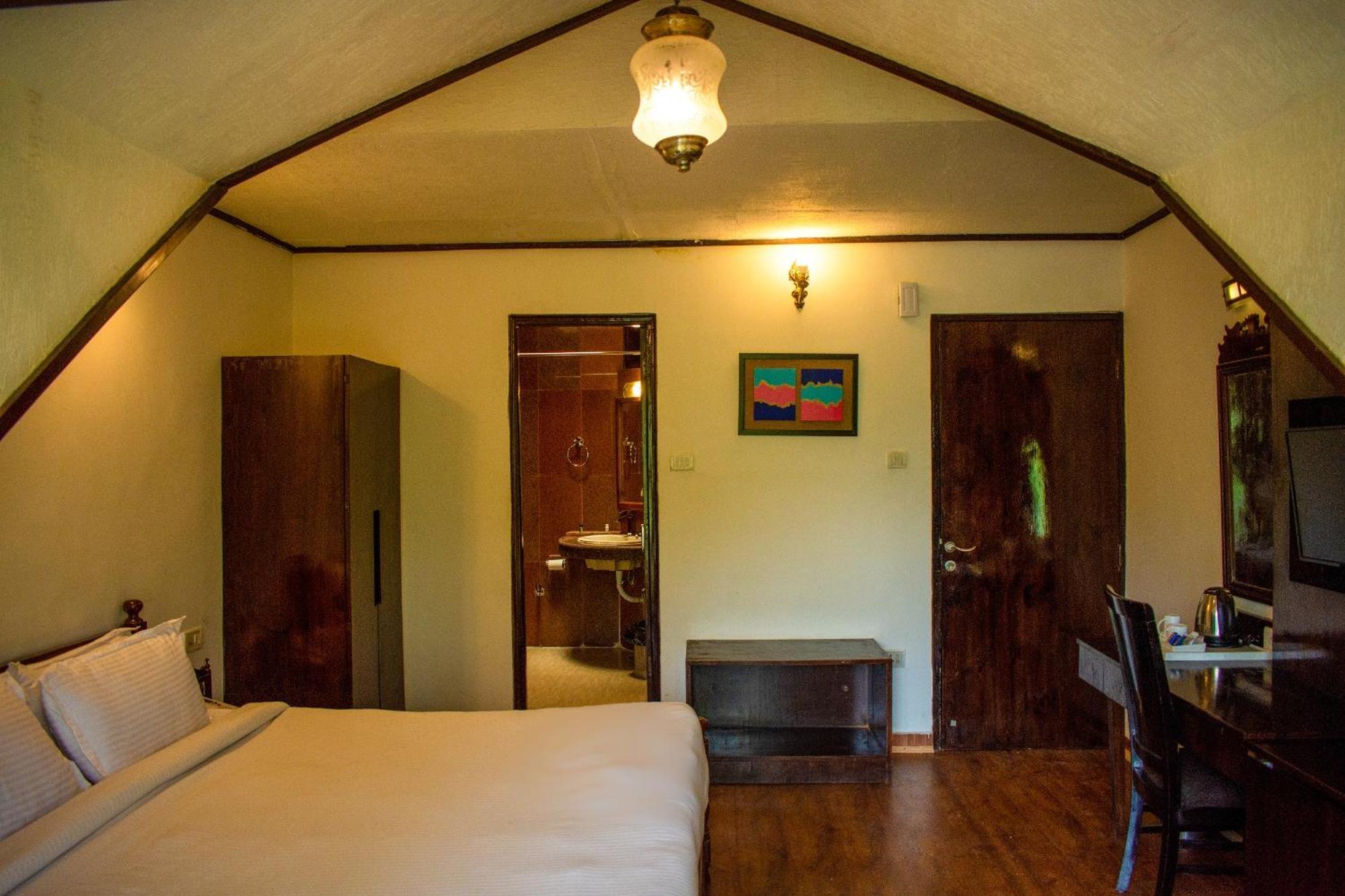 The Whispering Inn Resort And Bar Manāli Exterior foto