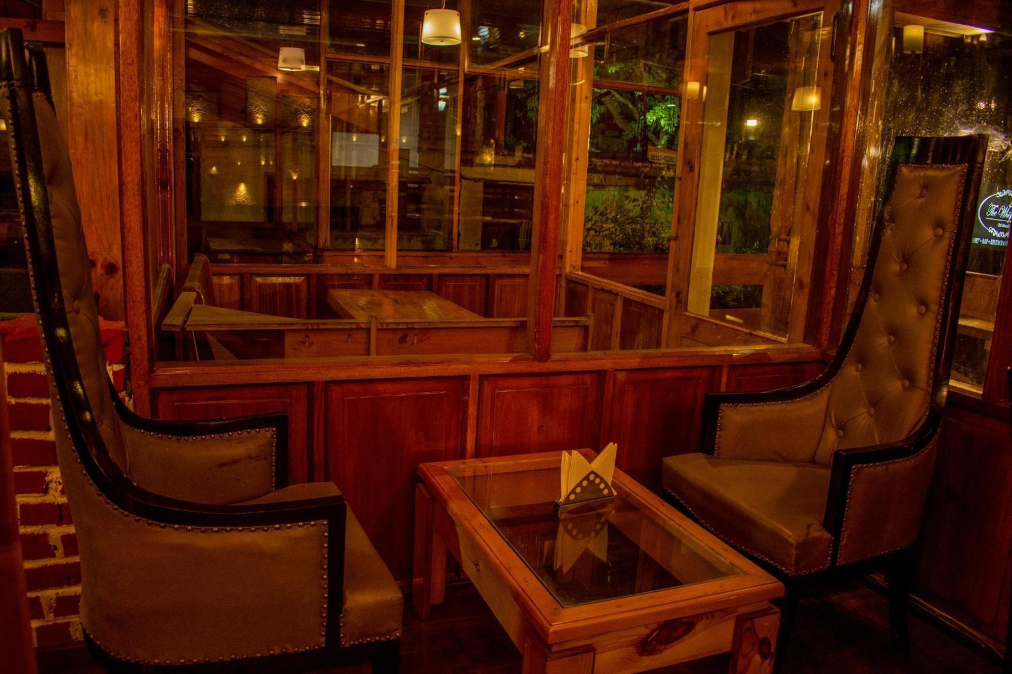 The Whispering Inn Resort And Bar Manāli Exterior foto
