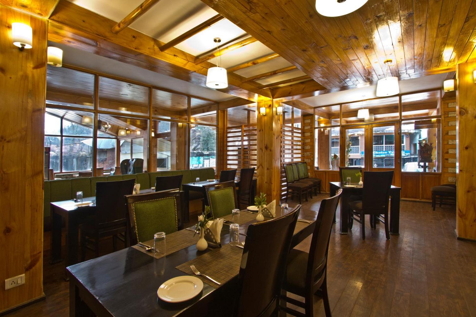 The Whispering Inn Resort And Bar Manāli Exterior foto